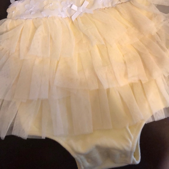 Yellow Dress - Picture 3 of 5